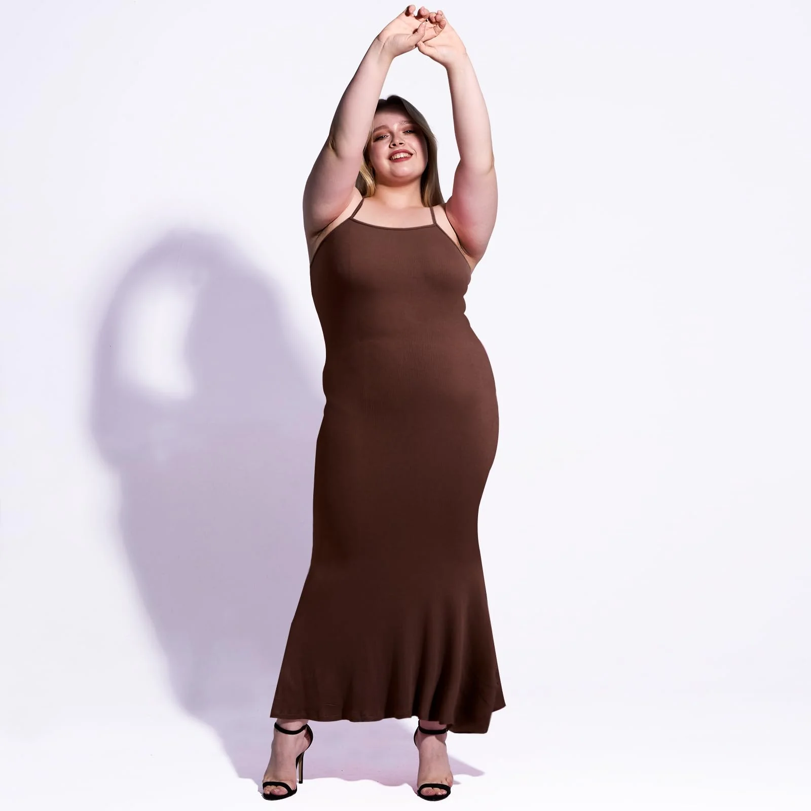 Plus Size Maxi Bodycon Dress - Caramel - Image 6