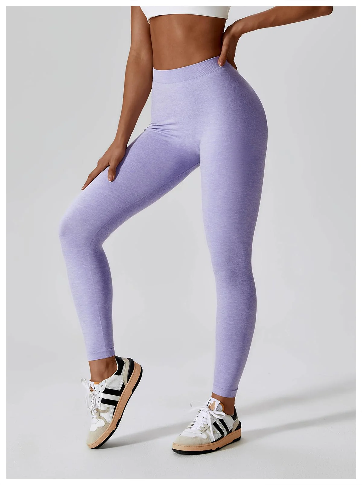 Seamless Scrunch Butt Lifting V Back Leggings - Purple - Image 3